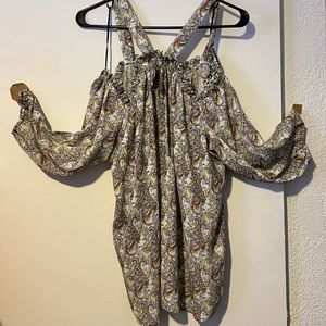 Women too long sleeve Size XXL